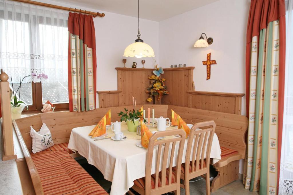 Gaestehaus Ortner Liesing Buitenkant foto